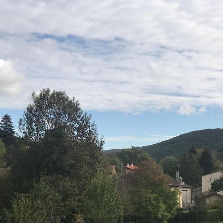 Ravissant Appartement Dans Cadre Verdoyant Marchampt Luaran gambar